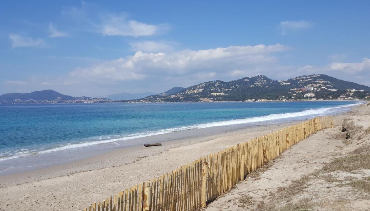 Studio Proche Port Et Plages, Piscine Hyères Екстериор снимка
