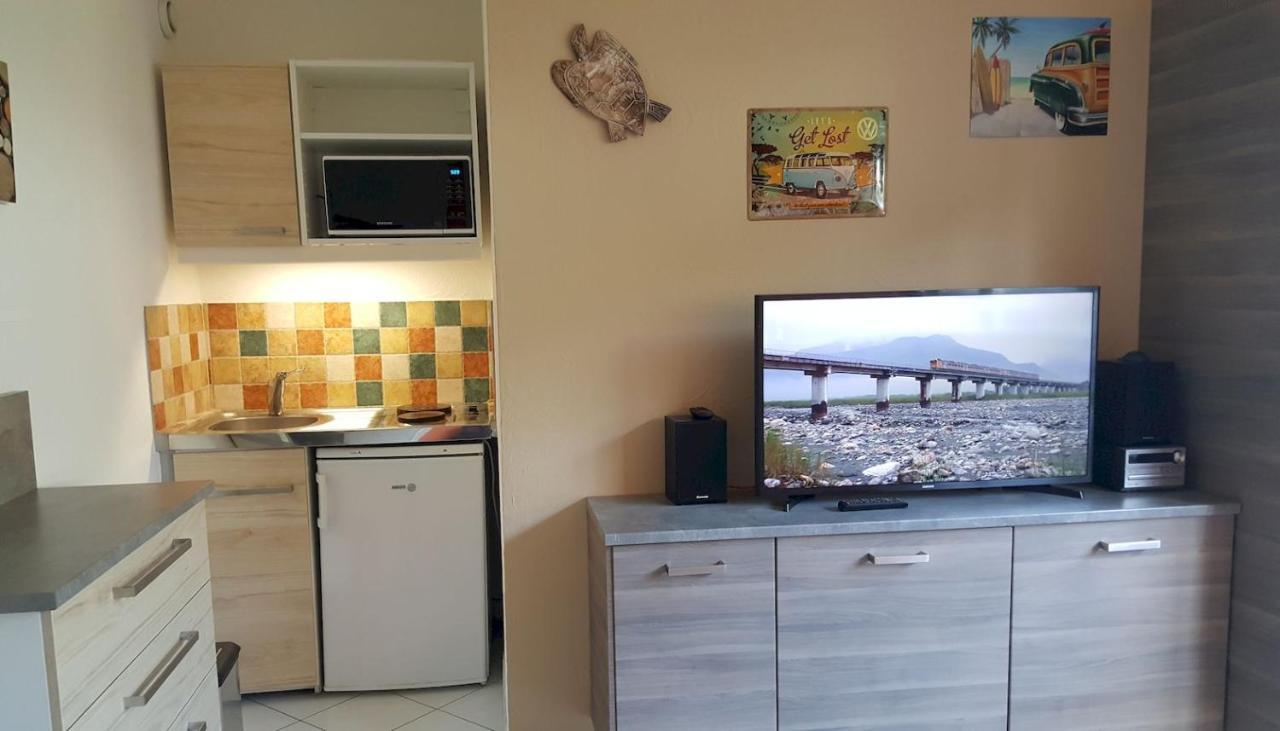 Studio Proche Port Et Plages, Piscine Hyères Екстериор снимка