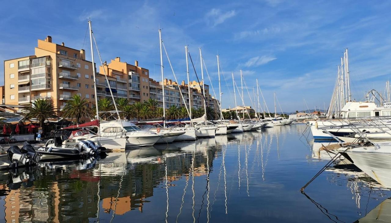 Studio Proche Port Et Plages, Piscine Hyères Екстериор снимка